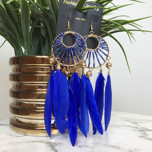 SHOPICANDIES Jewelry - ‼️ Native Feather Dream Catcher Bead Drop Earrings